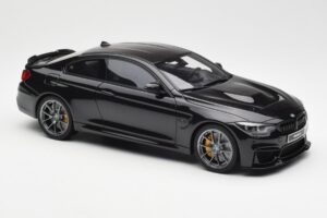 BMW M4 F82 CS Czarny GT Spirit 1:18 GT845 Żywica — zdjęcie 4 z 6