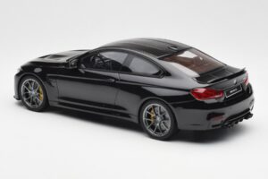 BMW M4 F82 CS Czarny GT Spirit 1:18 GT845 Żywica — zdjęcie 5 z 6