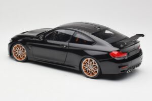 BMW M4 F82 GTS Sapphire Black Metallic Minichamps 1:18 110025220 Metal — zdjęcie 7 z 8
