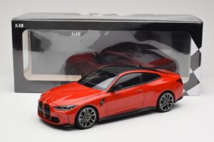 BMW M4 F82 Imola Red Metallic Minichamps 1:18 155020121 Metal — zdjęcie 6 z 6