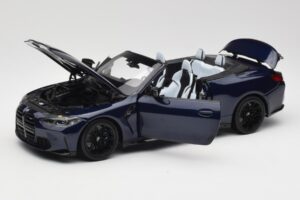 BMW M4 G82 Kabriolet Niebieski Metallic Minichamps 1:18 110021031 Metal — zdjęcie 2 z 8