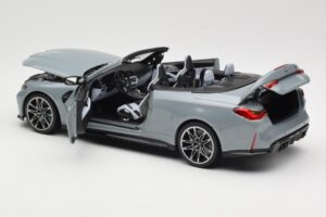 BMW M4 G83 Kabriolet Grey Metallic Minichamps 1:18 110021032 Metal — zdjęcie 5 z 8