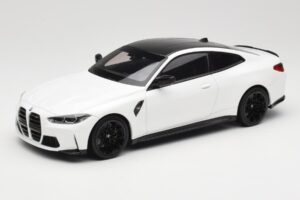 BMW M4 G82 Biały Minichamps 1:18 155020122 Metal