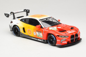 BMW M4 GT3 #72 D. Harper / M. Hesse / C. Weerts BMW M Team RMG 24 Hours of Nurburgring 2024 Minichamps 1:18 113242072 Metal — zdjęcie 6 z 8