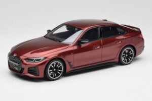 BMW M440i G26 Gran Coupe Aventurine Czerwony Otto 1:18 OT1075 Żywica