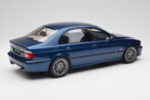 BMW M5 E39 Avus Niebieski Otto 1:12 G073 Żywica — zdjęcie 2 z 6