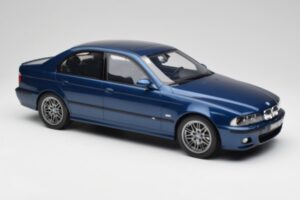 BMW M5 E39 Avus Niebieski Otto 1:12 G073 Żywica — zdjęcie 4 z 6