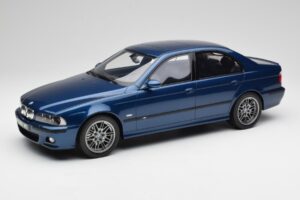 BMW M5 E39 Avus Niebieski Otto 1:12 G073 Żywica