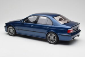 BMW M5 E39 Avus Niebieski Otto 1:12 G073 Żywica — zdjęcie 5 z 6