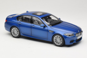 BMW M5 F10 Monte Carlo Blue Paragon 1:18 80432186352 Metal — zdjęcie 6 z 8