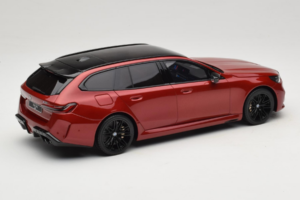BMW M5 G99 Touring Fire Red GT Spirit 1:18 GT964 Żywica — zdjęcie 2 z 6