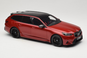 BMW M5 G99 Touring Fire Red GT Spirit 1:18 GT964 Żywica — zdjęcie 4 z 6