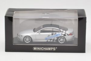 BMW M6 E63 IAA Frankfurt Srebrny Minichamps 1:43 M6001 Metal — zdjęcie 4 z 4