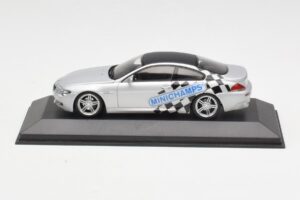 BMW M6 E63 IAA Frankfurt Srebrny Minichamps 1:43 M6001 Metal