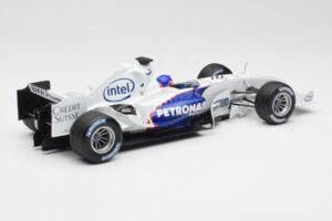 BMW Sauber F1.06 #17 J. Villeneuve Launch Version 2006 Minichamps 1:18 80430413184 Metal — zdjęcie 2 z 6