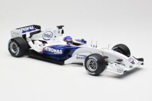 BMW Sauber F1.06 #17 J. Villeneuve Launch Version 2006 Minichamps 1:18 80430413184 Metal — zdjęcie 4 z 6