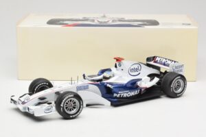 BMW Sauber F1.07 #9 N. Heidfeld Launch Version 2007 Minichamps 1:18 80430426994 Metal — zdjęcie 7 z 7