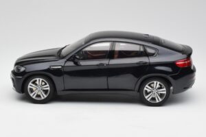 BMW X6 M F86 Czarny Kyosho 1:18 80432157613 Metal — zdjęcie 4 z 8