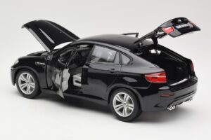 BMW X6 M E71 Czarny Bburago 1:18 18-12081 Metal — zdjęcie 5 z 8