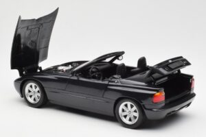 BMW Z1 Czarny Metalik Minichamps 1:18 180020100 Metal — zdjęcie 5 z 8