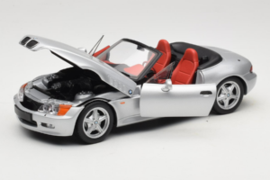 BMW Z3 Kabriolet Srebrny UT Models 1:18 20402 Metal — zdjęcie 2 z 8