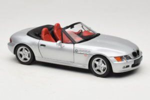 BMW Z3 Kabriolet Srebrny UT Models 1:18 20402 Metal — zdjęcie 6 z 8