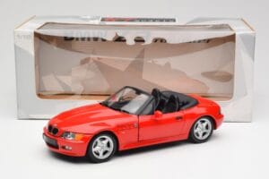 BMW Z3 E36/7 Kabriolet Czerwony UT Models 1:18 180024330 Metal — zdjęcie 8 z 8