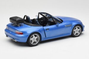 BMW Z3 M Roadster Z Bagażnikiem Niebieski Metaliczny UT Models 1:18 20416 Metal — zdjęcie 3 z 8