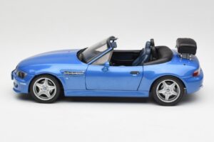 BMW Z3 M Roadster Z Bagażnikiem Niebieski Metaliczny UT Models 1:18 20416 Metal — zdjęcie 4 z 8