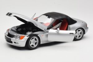 BMW Z3 Roadster 1.8 Srebrny UT Models 1:18 20404 Metal — zdjęcie 2 z 8
