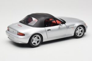 BMW Z3 Roadster 1.8 Srebrny UT Models 1:18 20404 Metal — zdjęcie 3 z 8