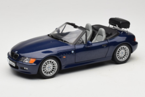 BMW Z3 Roadster Niebieski Edycja Dealerska UT Models 1:18 80439422186 Metal