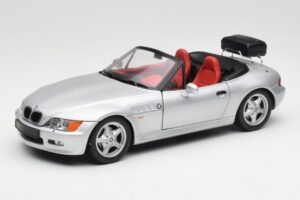 BMW Z3 Roadster Z Bagażnikiem Srebrny UT Models 1:18 20407 Metal