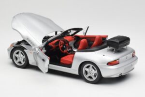 BMW Z3 Roadster Z Bagażnikiem Srebrny UT Models 1:18 20407 Metal — zdjęcie 5 z 8