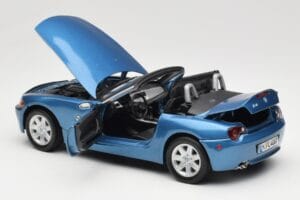 BMW Z4 E85 Niebieski Metallic Motormax 1:18 73144 Metal — zdjęcie 5 z 8