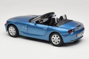 BMW Z4 E85 Niebieski Metallic Motormax 1:18 73144 Metal — zdjęcie 7 z 8