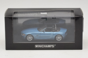 BMW Z4 E85 Kabriolet Light Blue Metallic Minichamps 1:43 BMW016 Metal — zdjęcie 4 z 4