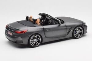 BMW Z4 G29 Szary Metallic Norev 1:18 183270 Metal — zdjęcie 3 z 8