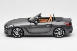 BMW Z4 G29 Szary Metallic Norev 1:18 183270 Metal — zdjęcie 4 z 8