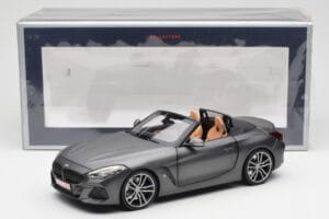 BMW Z4 G29 Szary Metallic Norev 1:18 183270 Metal — zdjęcie 8 z 8
