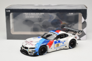 BMW Z4 GT3 #19 Team Schubert J. Muller / D. Muller ADAC 24 Hours Nurburgring 2013 Minichamps 1:18 151132319 Metal — zdjęcie 6 z 6