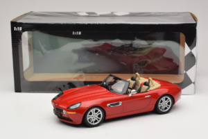 BMW Z8 Czerwony Minichamps 1:18 155024230 Metal — zdjęcie 6 z 6