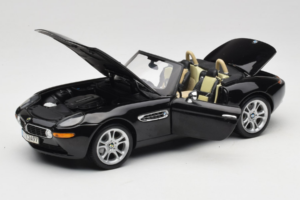 BMW Z8 Czarny Kyosho 1:18 80439411729 Metal — zdjęcie 2 z 9