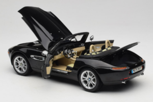 BMW Z8 Czarny Kyosho 1:18 80439411729 Metal — zdjęcie 5 z 9