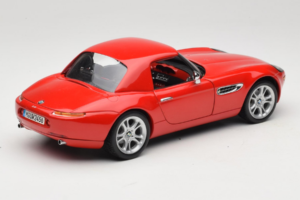 BMW Z8 Czerwony Kyosho 1:18 80439411730 Metal — zdjęcie 4 z 9