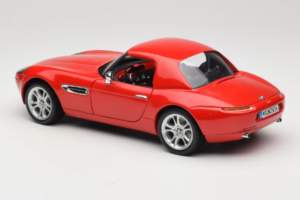 BMW Z8 Czerwony Kyosho 1:18 80439411730 Metal — zdjęcie 8 z 9