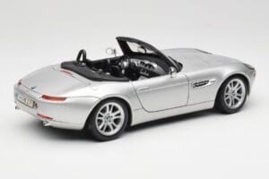 BMW Z8 E52 Titanium Silver Maisto 1:18 536896 Metal — zdjęcie 3 z 8