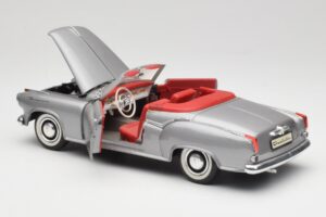 Borgward Isabella Kabriolet Srebrny Revell 1:18 8411 Metal — zdjęcie 5 z 8
