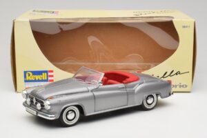 Borgward Isabella Kabriolet Srebrny Revell 1:18 8411 Metal — zdjęcie 8 z 8
