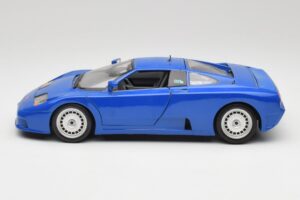 Bugatti EB110 Ciemny Niebieski Bburago 1:18 3035-DB Metal — zdjęcie 4 z 8